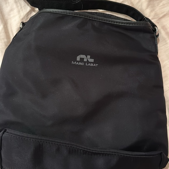 Mark Labat brand new bag purchased at Paris airport - Picture 2 of 2